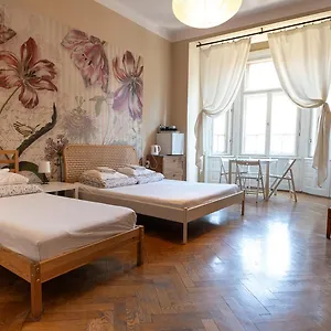  Ostello Trzy Kafki Private